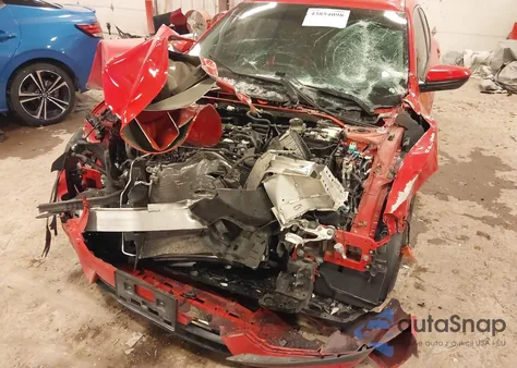 2016 Honda Civic Lx z USA, uszkodzony, nr VIN 2HGFC2F52GH517839